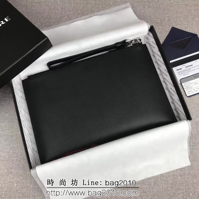 PRADA普拉達 專櫃最新款 摩登態度系列 十字紋牛皮 男士手包 2NG005 DD1823